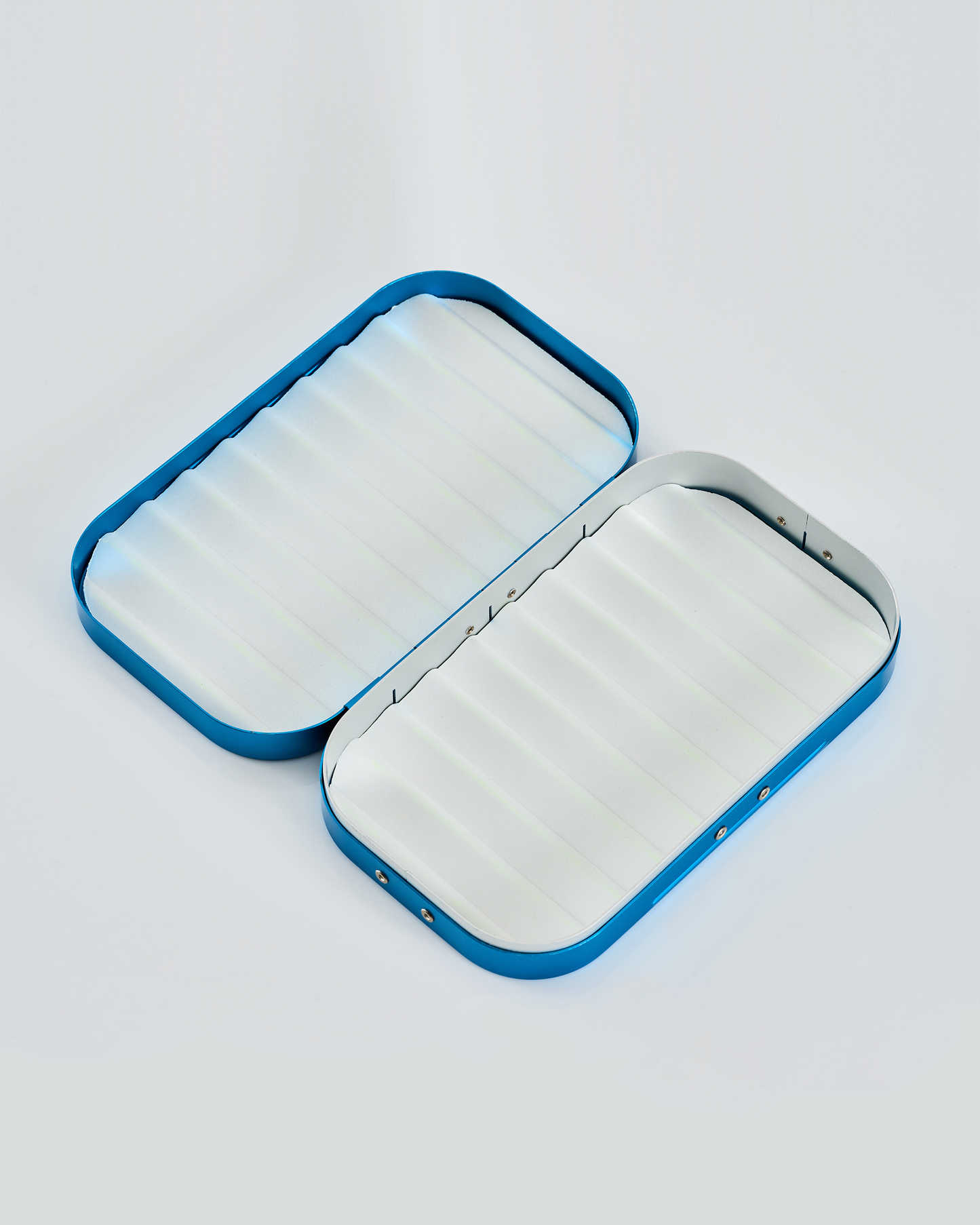 LARGE ALUMINUM FLY BOX